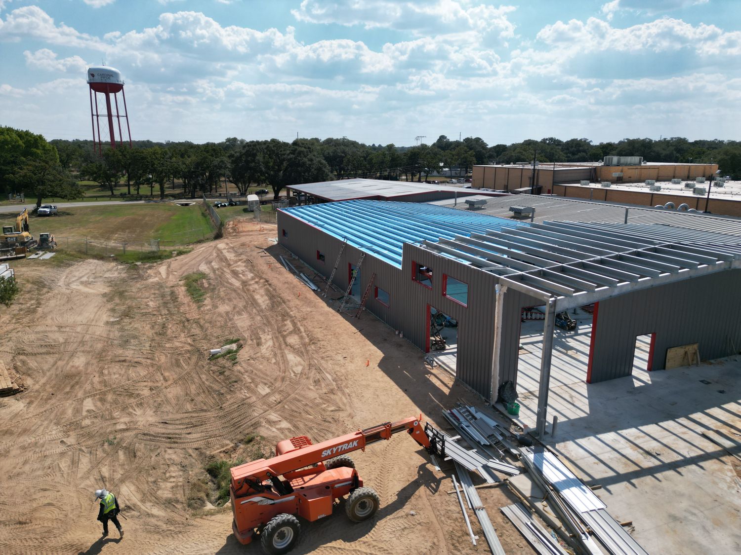 educational-building-columbus-tx-erection 3